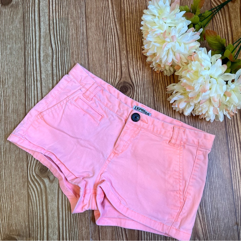 Low rise shorts